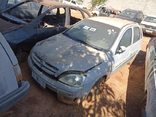 GM/CORSA HATCH 2002